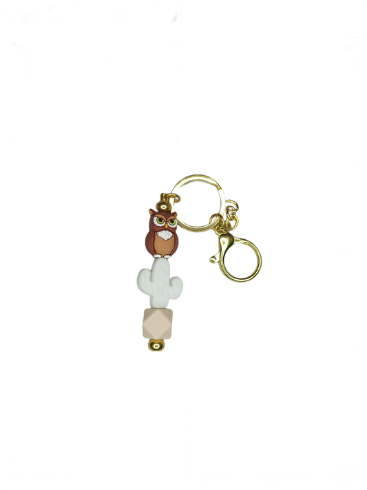 Llavero búho solitario