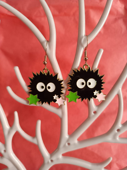 Pendientes de Susuwataris con pienso XL