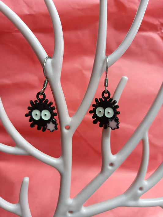 Pendientes de Susuwataris con pienso