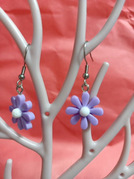 Pendientes de flor morada